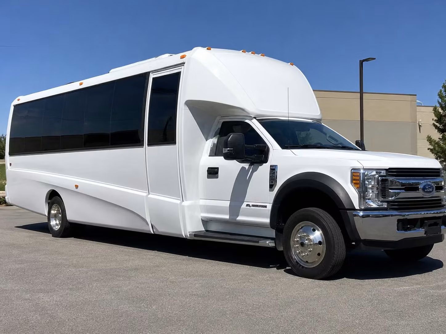 anchorage 20 passenger minibus rental
